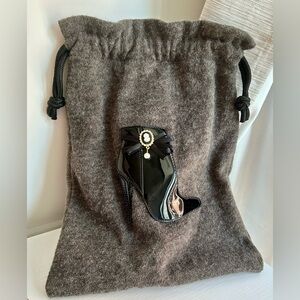 Unique Cameo Pearl Boot Shoe Storage Bag